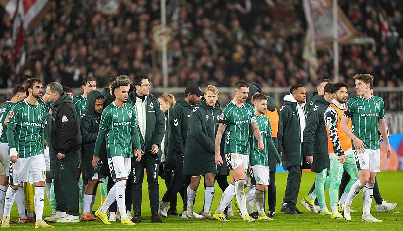 Die Werder-Spieler gingen in den letzten Monaten zu oft als Verlierer vom Platz. (Archivbild) Die Werder-Spieler gingen in den letzten Monaten zu oft als Verlierer vom Platz. (Archivbild)