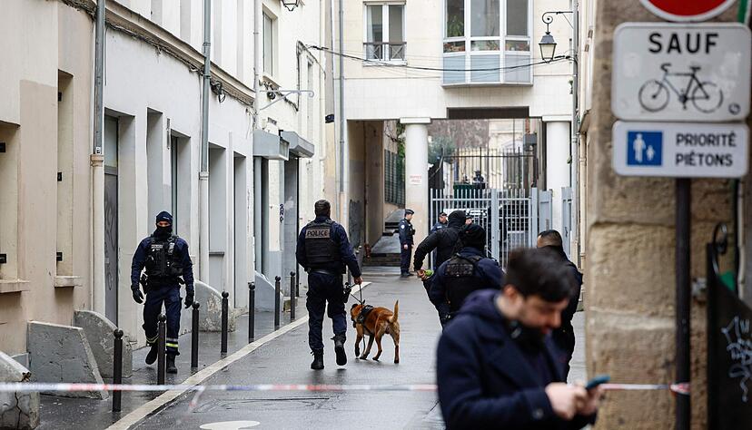 Inmitten politischer Spannungen meldet Frankreichs Linkspartei eine Bombendrohung gegen ihre Parteizentrale.