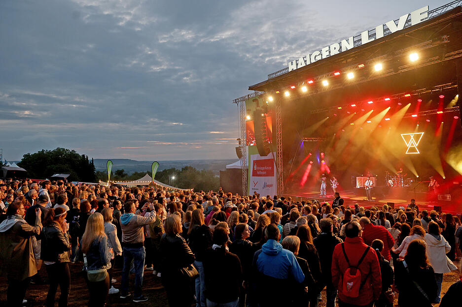 Den Abschluss des Festivals bildeten die Künstler Welshly Arms, BAC, Toni Mogens und Janine.