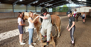 Wer zahlt f&uuml;r Freizeitaktivit&auml;ten von Kindern mit Behinderung, wie sie die offenen Hilfen anbieten? &Auml;mter und Tr&auml;ger haben um eine Vereinbarung gerungen. Foto: Archiv/Seidel