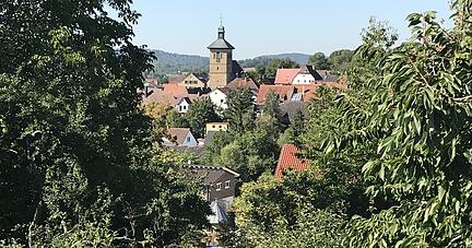 Beschauliche Sp&auml;tsommer-Idylle in Eberstadt. Doch nachts ist es derzeit wenig idyllisch in der Gemeinde. Geh&auml;uft kommt es zu Straftaten.
Foto: Anja Krezer