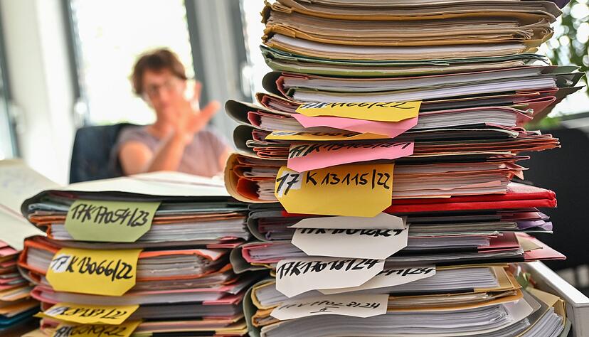 B&uuml;rokratie legt Politik und Wirtschaft lahm (Archivbild)