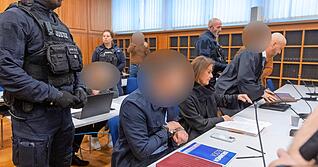 Der Prozess wegen eines versuchten Auftragsmordes in Waldenburg geht nur schleppend voran. Der Hauptangeklagte leidet seit Tagen unter starken Schmerzen.