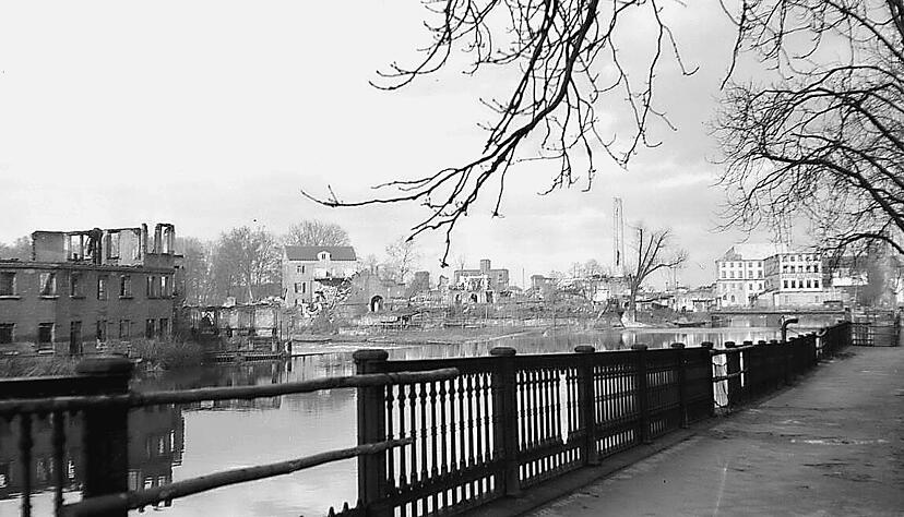 Der Altneckar im Bereich der Unteren Neckarstraße.