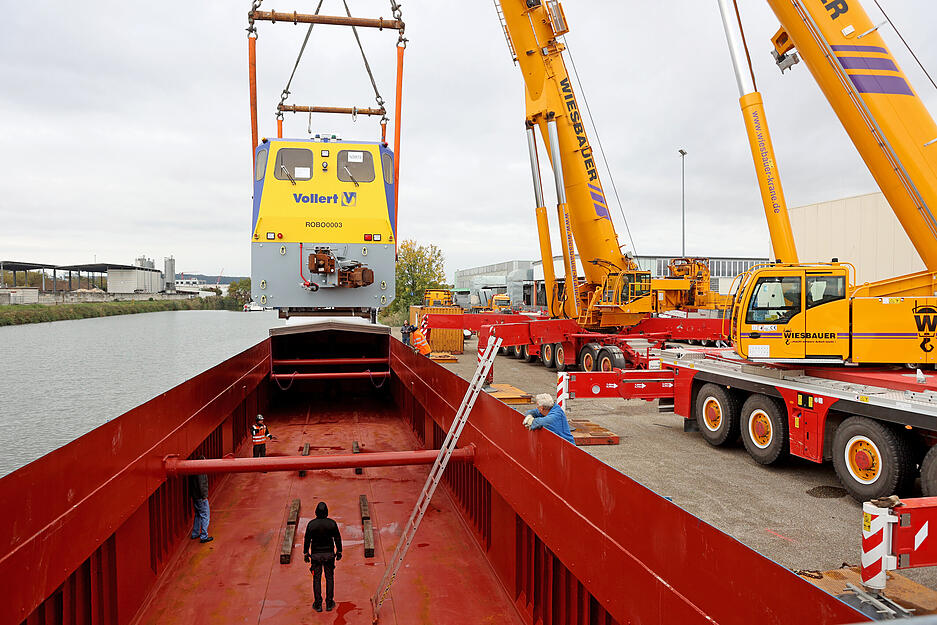 Schwertransport von Weinsberg über Heilbronn nach Brasilien