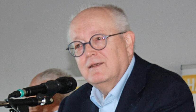 Die Fusion der drei Landesverbände ist nicht zuletzt ein Verdienst des scheidenden HVW-Präsidenten Hans Artschwager.
Foto: Handball Baden-Württemberg