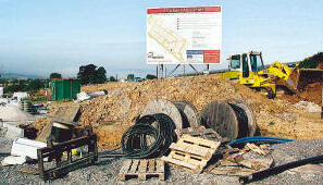 Die Erschließung des großen Neubaugebiets „Jungen“ hat sich verzögert. Ende Oktober soll aber alles fertig sein.Fotos: Anja Krezer Die Erschließung des großen Neubaugebiets „Jungen“ hat sich verzögert. Ende Oktober soll aber alles fertig sein.Fotos: Anja Krezer