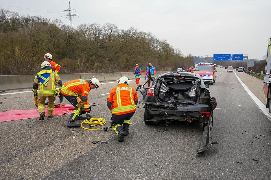 Das Unglück hat sich auf der A6 in Fahrtrichtung Mannheim ereignet.