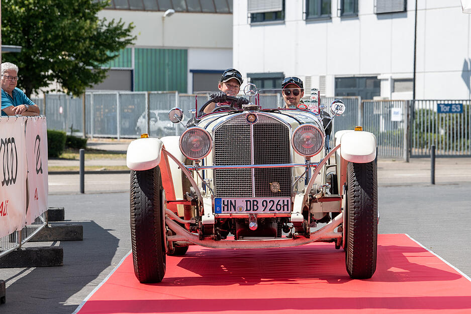 ADAC Oldtimerralley 180 automobile Klassiker machen am 9. Juli eine längere Pause am Audi Forum ADAC Oldtimerralley 180 automobile Klassiker machen am 9. Juli eine längere Pause am Audi Forum