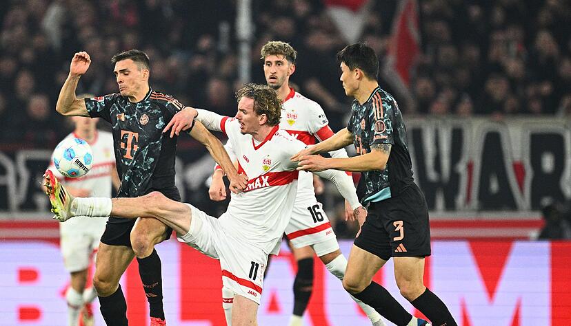 Weiter Gegner: Nick Woltemade (M) im Einsatz gegen die Bayern in der R&uuml;ckrunde der vergangenen Saison.