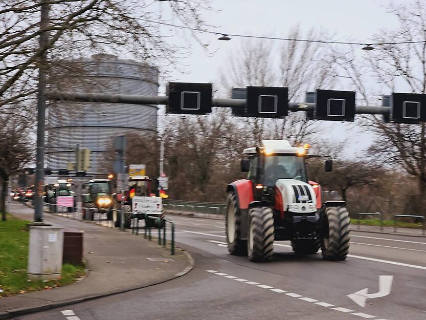 Auch Landwirte aus der Heilbronner Umgebung und dem Zabergäu beteiligen sich am Protest.
