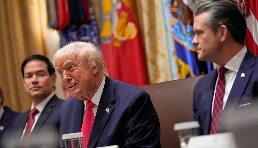 Trump sagt, nicht nur Venezuela könne angegriffen werden. Trump sagt, nicht nur Venezuela könne angegriffen werden.