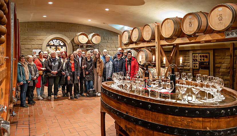 Stimmungsvoller Wein-Quiz-Siegerabend im Schatzkeller der F&uuml;rstenfass-Weinkellerei Hohenlohe.