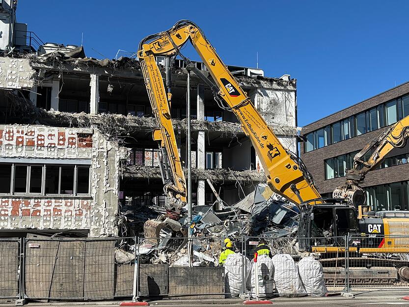 Das sogenannte Hofkammergebäude muss einem 15-stöckigen Hochhaus weichen.