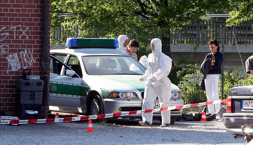 Die Polizistin Kiesewetter starb noch am Tatort. Die Polizistin Kiesewetter starb noch am Tatort.