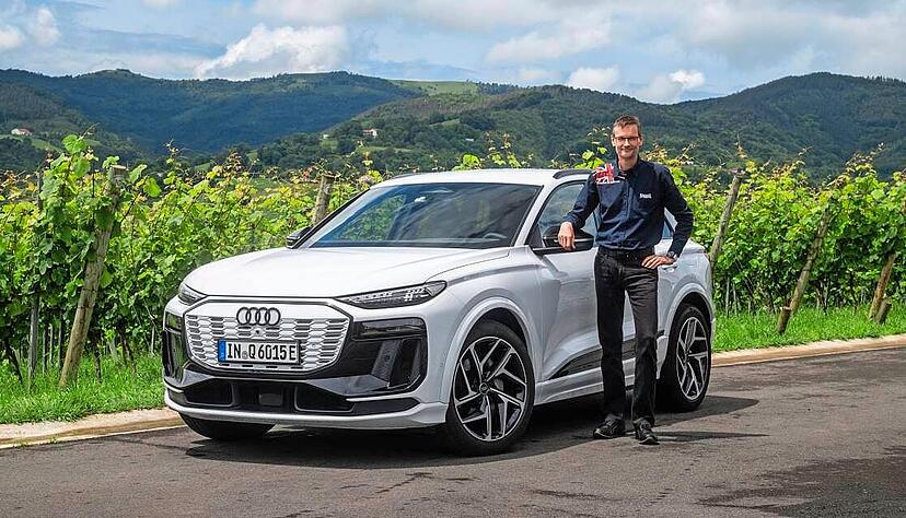 Die Autostimme konnte bei einem Termin für Journalisten und Influencer erste Touren mit dem für Audi sehr wichtigen Modell Q6 E-Tron unternehmen. Die Autostimme konnte bei einem Termin für Journalisten und Influencer erste Touren mit dem für Audi sehr wichtigen Modell Q6 E-Tron unternehmen.