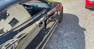 Der Audi ist nach einem Unfall im April in Ilsfeld stark besch&auml;digt.