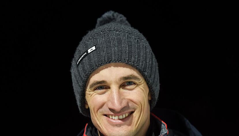 Martin Schmitt hat sich zur Bundestrainersuche geäußert. (Archivbild) Martin Schmitt hat sich zur Bundestrainersuche geäußert. (Archivbild)