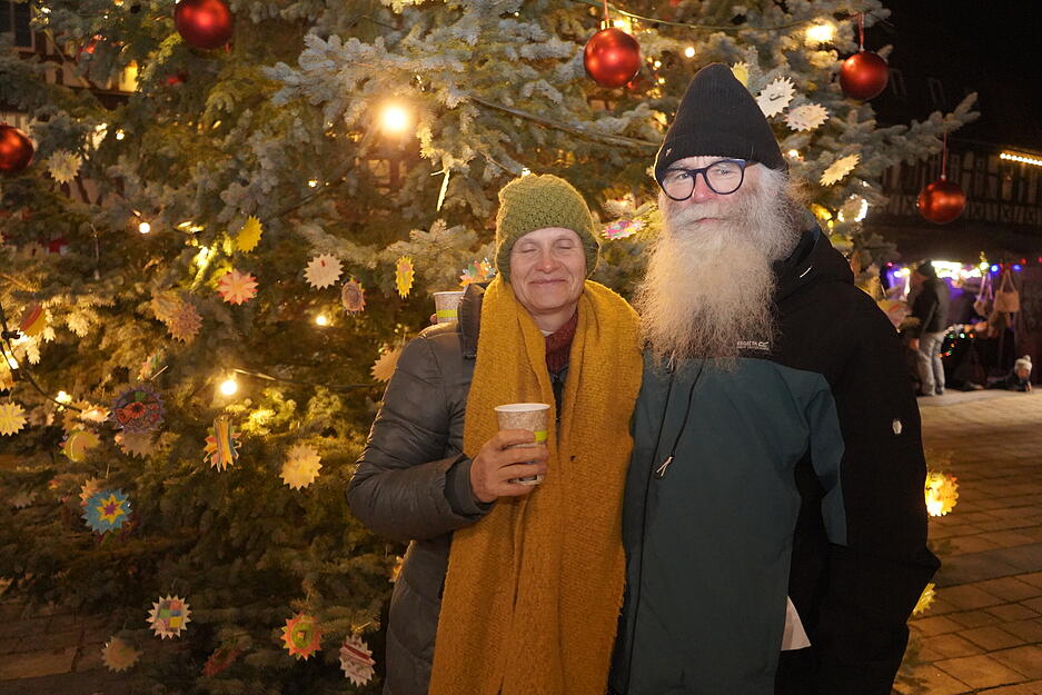 Neuensteiner Stadtweihnacht mit Posaunenchor und Handwerkskunst Neuensteiner Stadtweihnacht mit Posaunenchor und Handwerkskunst
