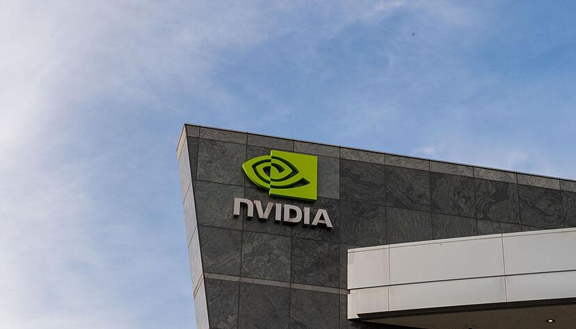Der Boom bei Künstlicher Intelligenz machte Nvidia zum wertvollsten Unternehmen der Welt. (Archivbild)