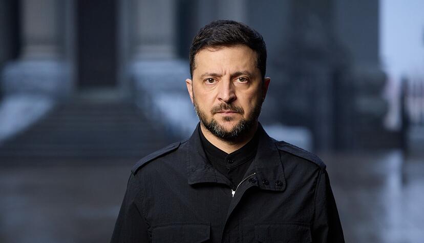 Der ukrainische Präsident Wolodymyr Selenskyj fordert bei den Verhandlungen in Berlin über ein Ende des russischen Angriffskriegs einen würdigen Frieden für sein Land. (Archivbild) Der ukrainische Präsident Wolodymyr Selenskyj fordert bei den Verhandlungen in Berlin über ein Ende des russischen Angriffskriegs einen würdigen Frieden für sein Land. (Archivbild)