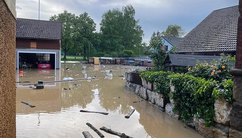 In Gemmingen wurden bei dem Unwetter am Montag zahlreiche Straßen überflutet.