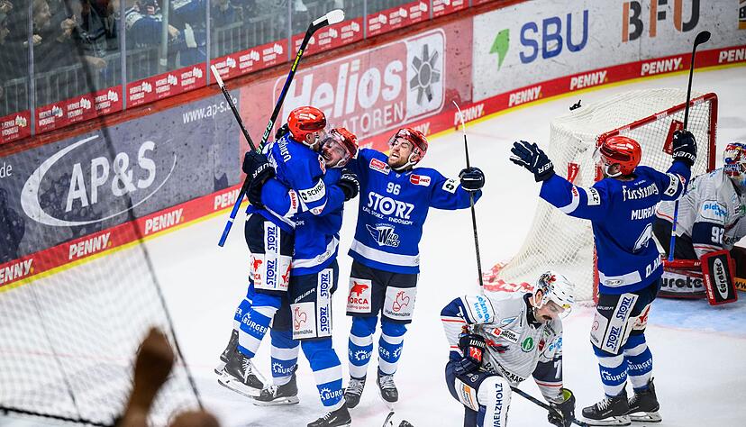 Zach Senyshyn wird auch in der kommenden Saison für Schwenningen auf Torejagd gehen. Zach Senyshyn wird auch in der kommenden Saison für Schwenningen auf Torejagd gehen.