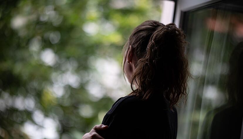 Einsamkeit ist das ungewollte Alleinsein, verbunden mit der Sehnsucht nach N&auml;he und dem Wunsch, f&uuml;r andere wichtig zu sein.