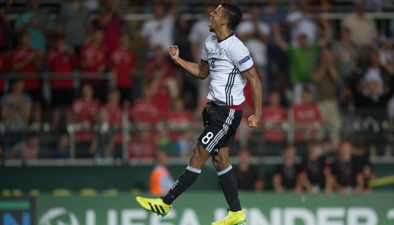 Benjamin Henrichs jubelt nach dem entscheidenden Elfmeter gegen die Niederlande. Foto: Deniz Calagan