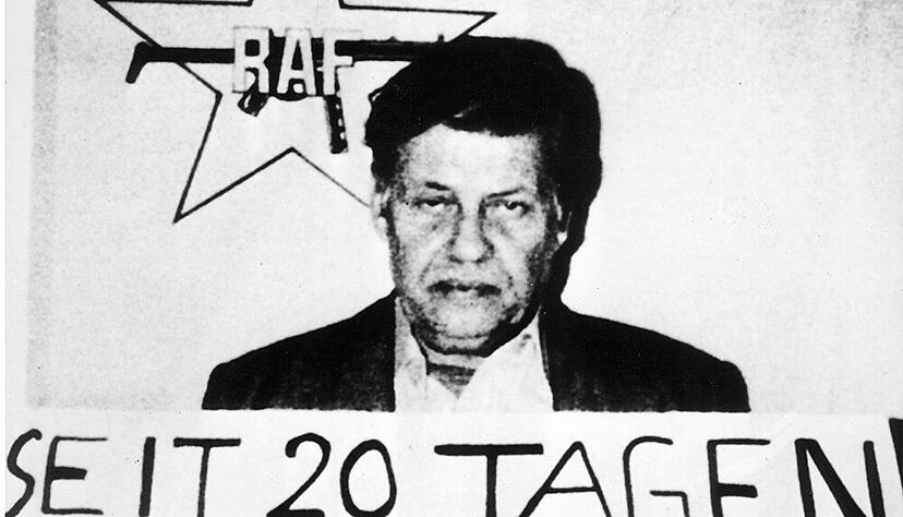 Monika Helbing war an der Schleyer-Entführung 1977 beteiligt. Monika Helbing war an der Schleyer-Entführung 1977 beteiligt.