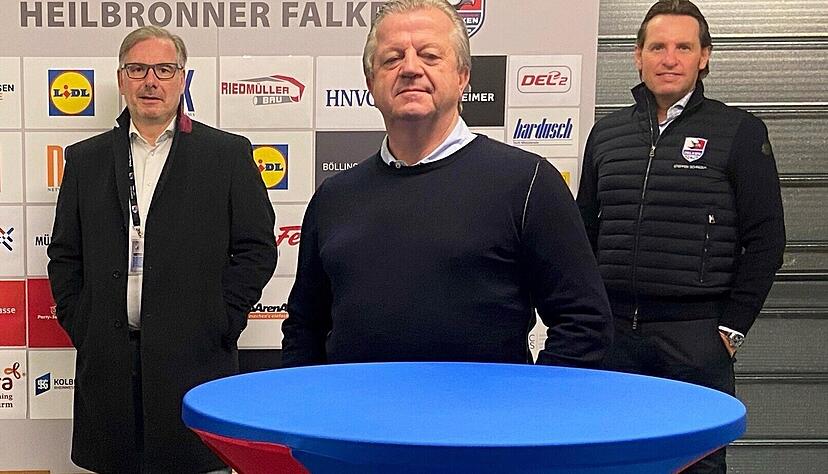 Franz Böllinger (von links), Tom Bucher und Steffen Schnizer sowie Rainer Maurer suchen noch nach einem neuen Geschäftsführer. Franz Böllinger (von links), Tom Bucher und Steffen Schnizer sowie Rainer Maurer suchen noch nach einem neuen Geschäftsführer.