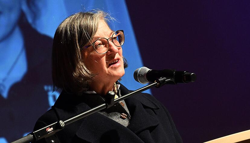 Bürgermeisterin Elisabeth Koch (CSU) hatte die Benennung des Kurparks nach Laura Dahlmeier vorangebracht. Bürgermeisterin Elisabeth Koch (CSU) hatte die Benennung des Kurparks nach Laura Dahlmeier vorangebracht.