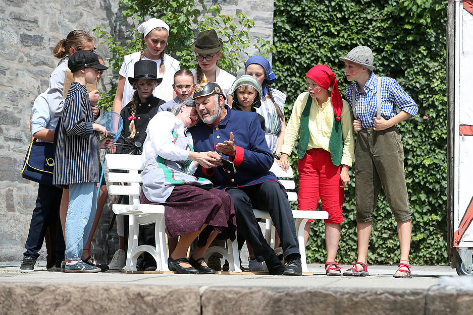 Premiere von R&auml;uber Hotzenplotz auf Burg Stettenfels