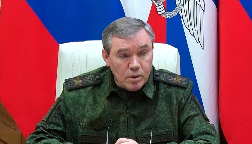 Der russische Generalstabschef Waleri Gerassimow kündigt Angriffe gegen die Ukraine auf gesamter Front bis Herbst an.
