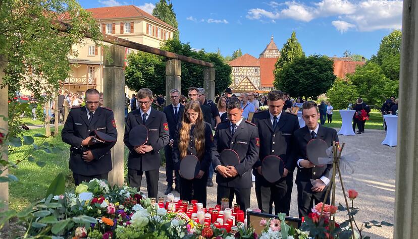In Neckarbischofsheim trauern auch Mitglieder der Feuerwehr. In Neckarbischofsheim trauern auch Mitglieder der Feuerwehr.
