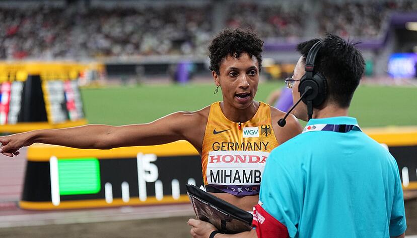 Malaika Mihambo hatte Gesprächsbedarf.