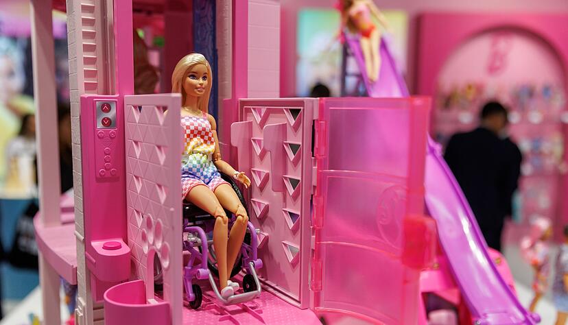 Die Frage, ob Kinder &laquo;Barbie spielen&raquo; d&uuml;rfen, sorgt bei vielen Eltern f&uuml;r Diskussionsstoff.