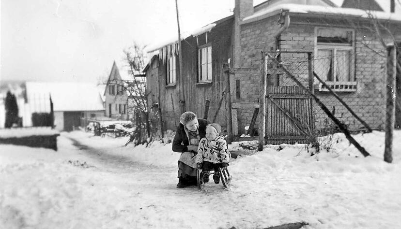 Die Baracke im Biberacher Ortskern, in der die Fl&uuml;chtlingsfamilie lebte: Der Hauptteil war aus Holz, an einer Seite hatte der Vater eine K&uuml;che angemauert. Fotos: privat