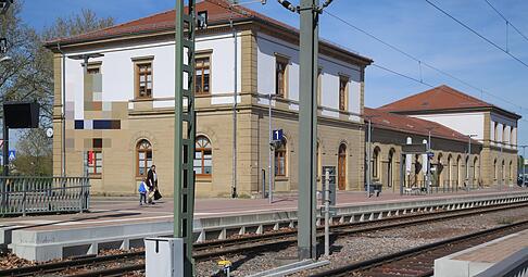 Ein 35-J&auml;hriger schlug einen Mann in Eppingen krankenhausreif.