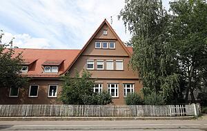 Das Wilhelm-Waiblinger-Haus wird bisher vom Stadt- und Kreisjugendring (SKJR) genutzt. Unter dem Dach des SKJR entsteht der neue Trägerverein.
Fotos: Andreas Veigel Das Wilhelm-Waiblinger-Haus wird bisher vom Stadt- und Kreisjugendring (SKJR) genutzt. Unter dem Dach des SKJR entsteht der neue Trägerverein.
Fotos: Andreas Veigel