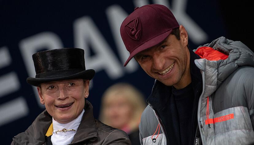 Isabell Werth (l) reitet leihweise ein Pferd von Lisa und Thomas Müller