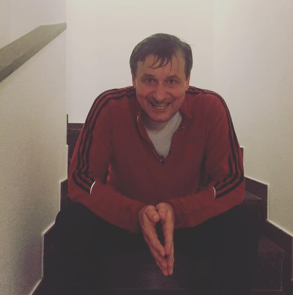 Privat geht der 59-Jährige gerne Laufen, liest Bücher oder hört Opern. Foto: Instagram Hans-Ulrich Rülke