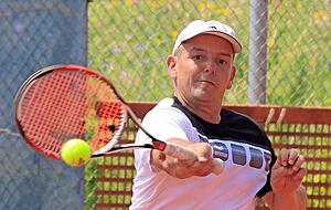 Sascha Michl holte an Position vier wichtige Punkte zum Titelgewinn. Sascha Michl holte an Position vier wichtige Punkte zum Titelgewinn.