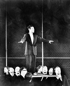 Jesus ist Amerikaner, heißt Josua und versteht sich als "König der Schwulen". Foto: Archiv/Veigel Jesus ist Amerikaner, heißt Josua und versteht sich als "König der Schwulen". Foto: Archiv/Veigel