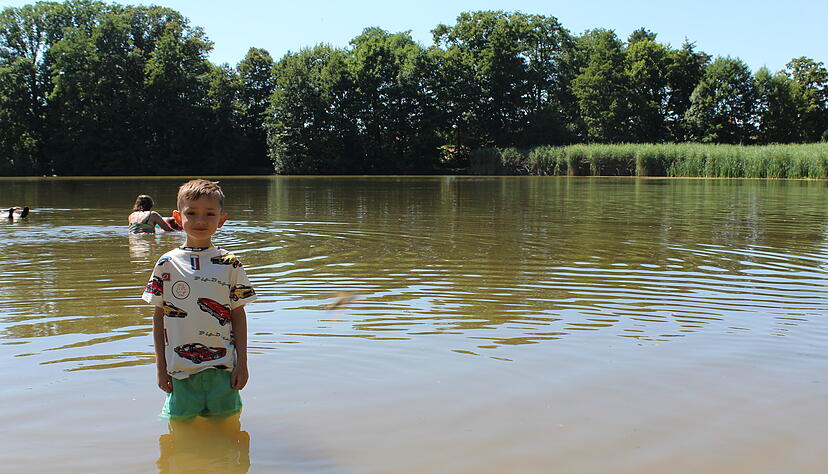 Auch im Buchhorner See bei Pfedelbach suchten Badegäste am Sonntag eine Abkühlung. Auch im Buchhorner See bei Pfedelbach suchten Badegäste am Sonntag eine Abkühlung.
