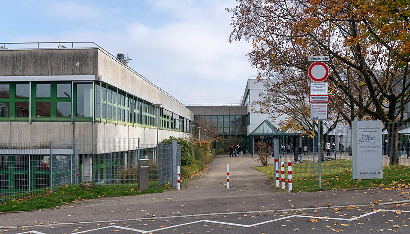 Das Berufsschulzentrum des Landkreises Heilbronn, hier die Andreas-Schneider- und die Christiane-Herzog-Schule, soll neu gebaut werden. Das Berufsschulzentrum des Landkreises Heilbronn, hier die Andreas-Schneider- und die Christiane-Herzog-Schule, soll neu gebaut werden.