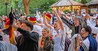 Ein zentrales Public Viewing wird es seitens der Stadt Heilbronn in diesem Jahr wohl nicht geben. Fu&szlig;ball-Fans m&uuml;ssen viel mehr auf kleinere Alternativen ausweichen.  (Archivbild)