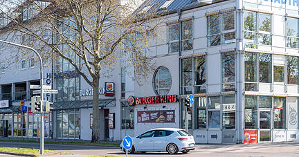 Diese Filiale in der Neckarsulmer Straße ist von der Schließung betroffen. Foto: Mario Berger
