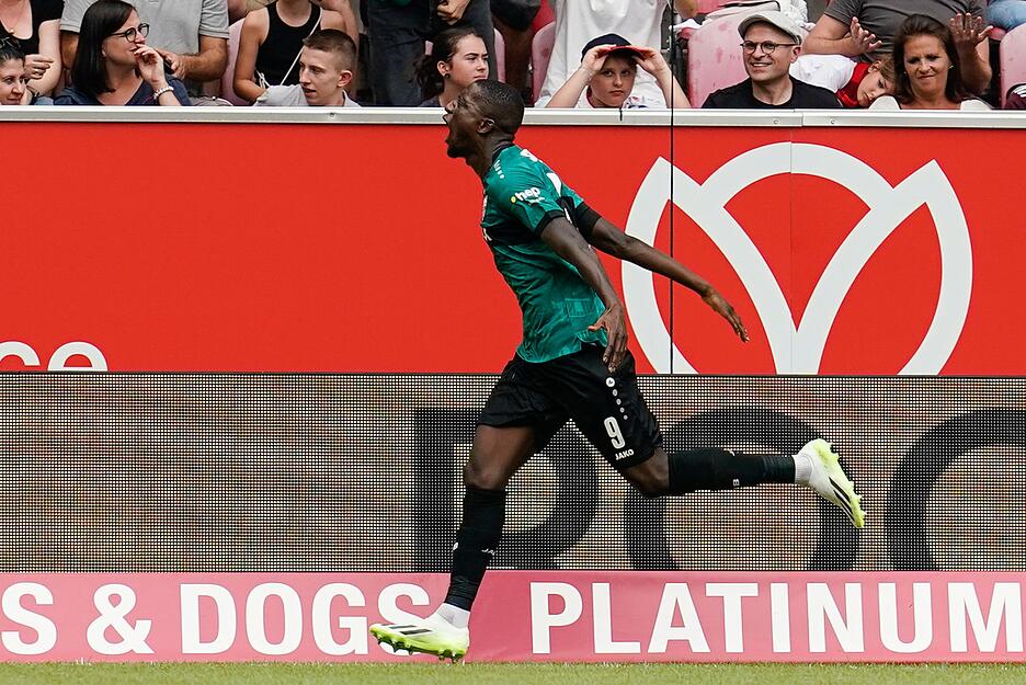 VfB-Torjäger Serhou Guirassy traf beispielsweise gegen Mainz dreifach.