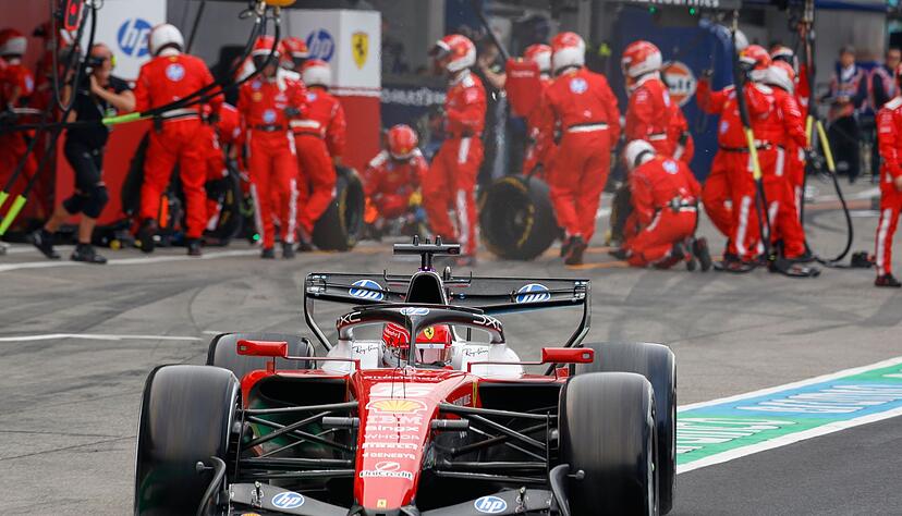 Ferrari-Pilot Charles Leclerc hofft auf viele Updates.